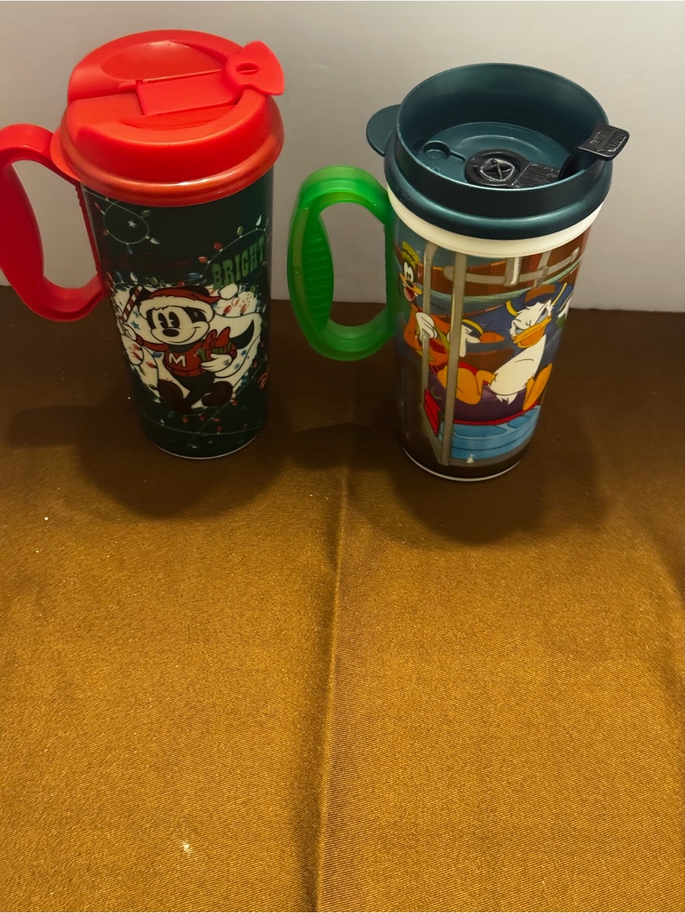 Walt Disney World Whirley Drinks Travel Tumbler Mugs Mickey Mouse Donald Duck